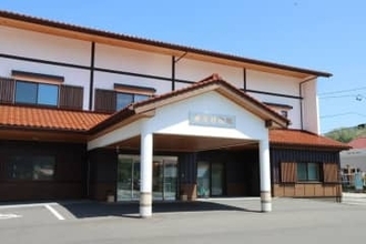 新庄村長選　来年8月30日投票　村議補選も