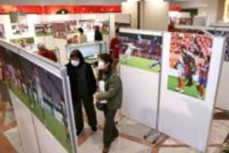 ファジJ1激闘見て　アルネ・津山 写真展10日開幕