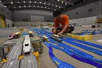 広島の全鉄道をプラレールで再現　18日から福山のイベントで公開