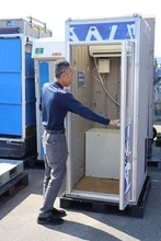 1人用のボックス型冷房室開発　みのる産業、建設現場の暑さ対策向け