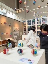 図工や美術の授業 成果見て　県立美術館で「みんなの参観日」