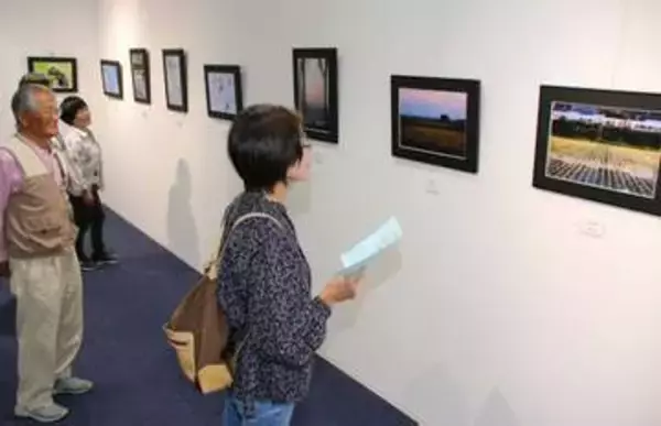 動物の営みや秋の風景活写した60点　玉野市文化協会写真部が作品展