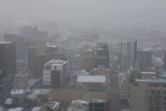 岡山県内 強風で交通乱れ、冷え込み厳しく　北部中心に雪 岡山市も