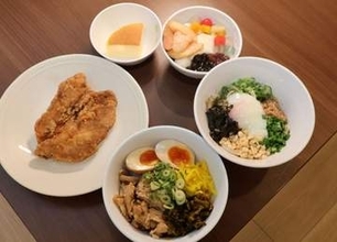 台湾グルメがビュッフェに　台北線10周年で岡山県庁食堂