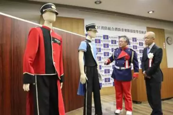 福山消防音楽隊に制服一式寄贈　OB佐藤さん 25年ぶり新デザイン