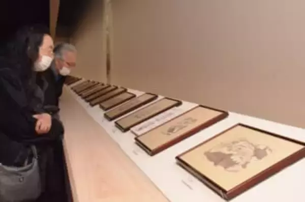 緻密な表現、大胆な構図で魅了　備前市美術館で「北斎漫画」展開幕