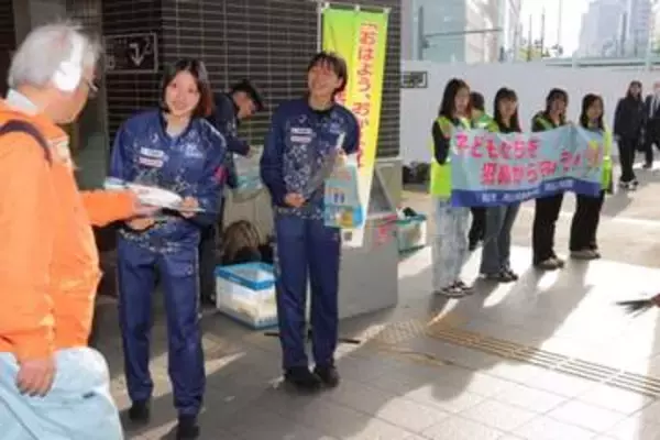 新学期に合わせ県など啓発　登下校中の子ども見守って