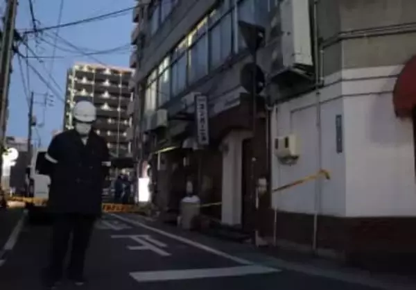 男がスマホ奪い、逃走　岡山 整体店で強盗