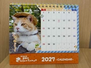 高梁市観光協 27年版カレンダー販売　さんじゅーろー、いつもデスクに