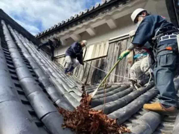 すす払い迎春準備　高梁・備中松山城