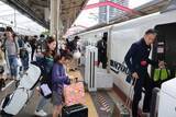 「GWの5連休最終日 Uターン続く　岡山駅や高速道路など」の画像1