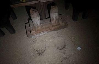 遊園地のベンチ倒れ男性けが　岡山、脚部が腐食か