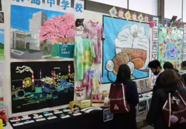 倉敷 絵画や工作2400点　支援学級、倉敷支援学校作品展