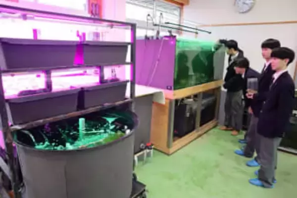 ベニザケと寒冷地野菜 同時に育てる　東岡工高生 設備拡張へCF