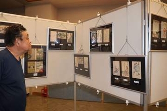 味わい深い昔の暑中見舞い紹介　坂野記念館、郷土の切手も展示