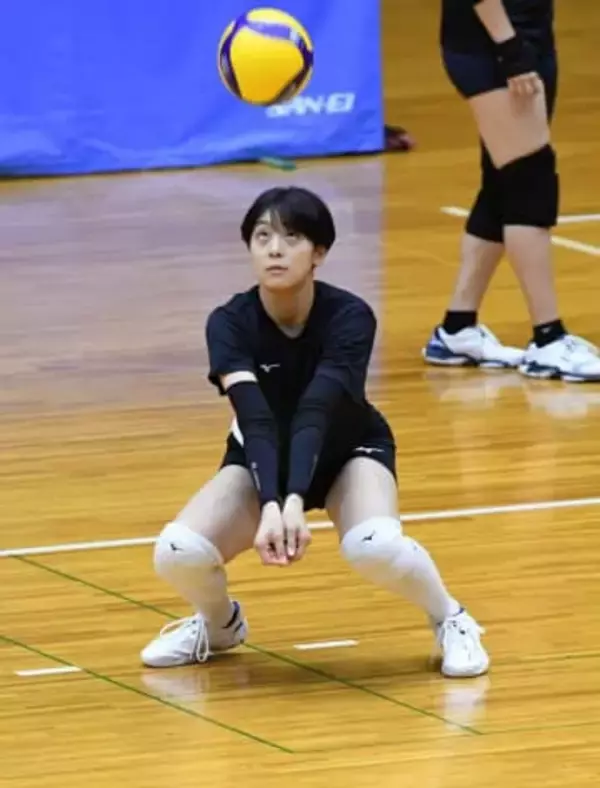 史上最年少SVリーガー誕生　〝宮下2世〟　15歳セッター佐原（大阪国際高1年）　シーガルズに加入