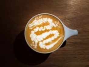 〝ラテアート名手〟が13、14日来店　岡山・さん太広場コーヒー店