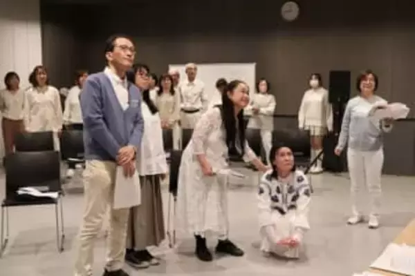 即興で紡ぐストーリー 岡山で「人生相談天国」上演　出演の市民ら24人、11日の本番に向け稽古に熱