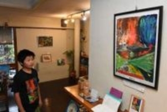 自由な発想で絵画や木工　真庭 光島さん（新庄生まれ）個展