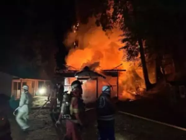 吉備中央町の「風神社」で火災　本殿や周囲の山林焼く