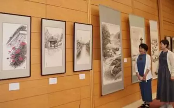 日本の風景趣深く描いた作品50点　福山で水墨画グループ「雪友会」展