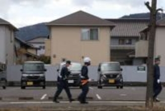 血を流し倒れた男性発見 福山の住宅で発砲音　近くに拳銃のようなもの