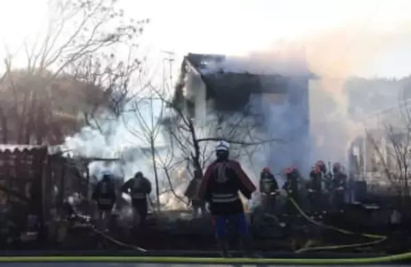 倉敷市真備町箭田で空き家全焼　当時無人 玉島署が原因捜査