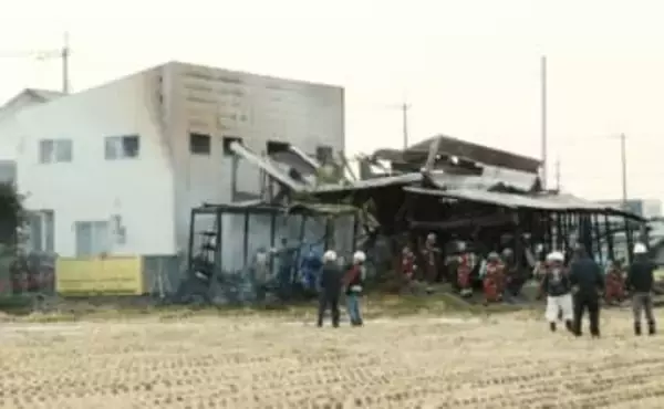 内装業の倉庫4棟全焼、民家を半焼　岡山市南区藤田で火災