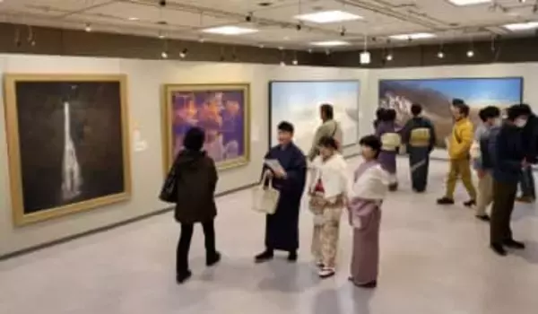 気品漂う美の競演　「院展」岡山会場開幕