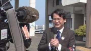 期日前が取材…県議の集会にビックネームが集結　スクープ?　片山大臣と静岡のドン杉山県議の意外な関係　3カ月前の〝敵〟も壇上に　伊東市