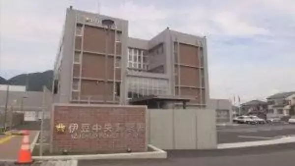 バイパスのトンネル内で車が正面衝突　２人けが　通行止め５時間も現在は解除　静岡・伊豆の国市