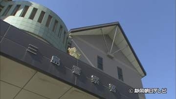 酒気帯び運転した疑いで自称・会社員の女を現行犯逮捕　乗用車に追突事故を起こして発覚　静岡・三島市