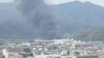 【速報】静岡市葵区で火災　消火活動続く　倉庫1棟全焼か