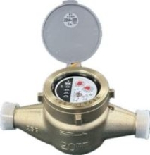 【続報】団地の水道メーターの被害61個に…「空き家」ばかり狙われる　警察に被害届提出　静岡市