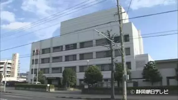 ７０代の母親の腕を殴るなどしてけがさせる　自称・鍼灸師の男（50代）を逮捕　静岡市