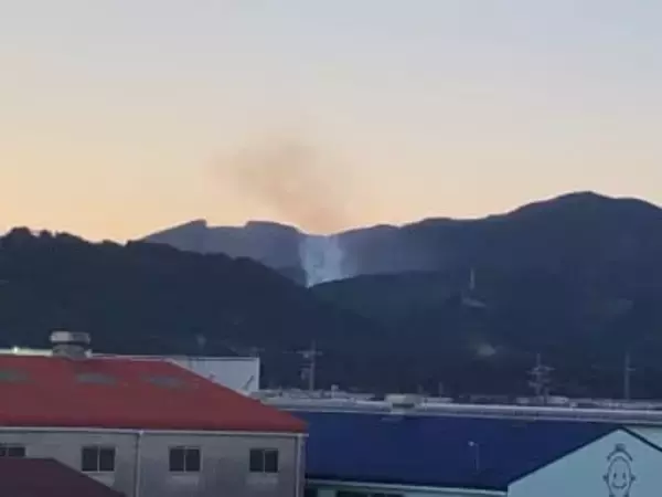 【速報】林野火災が発生…周辺に住宅はないが延焼中　市は災害対策本部を設置　静岡・島田市