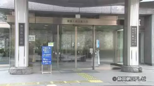 ＳＮＳ上で知り合った女子高生に裸の写真を撮らせ送信させる　２０代の男を逮捕
