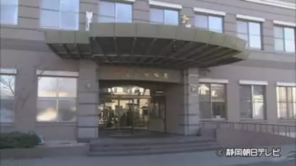 度重なる違反などで免許取り消しの処分に　無免許運転の疑いで７２歳の男を逮捕　静岡・富士宮市