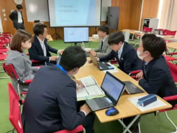 静岡県の人口今後１５年で４０万人減少の見込み　高校再編や県有施設の削減など県が２０４０年に向け適応策まとめる