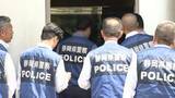 「指定暴力団山口組系藤友会にガサ入れ　「お前誰に言っているんだ」交通トラブルで暴力団の威力示し脅迫　会長ら４人逮捕」の画像1