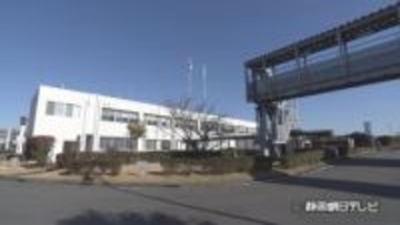 東名高速上りでバイクの単独事故　運転していた２０代の男性が意識不明の重体　静岡市駿河区