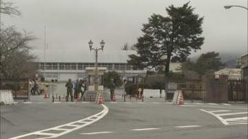 酔って路上を全裸で徘徊　陸上自衛隊富士駐屯地の自衛官が懲戒処分　勤務後に飲食店でビール、焼酎、日本酒などを飲んで記憶なくなり…