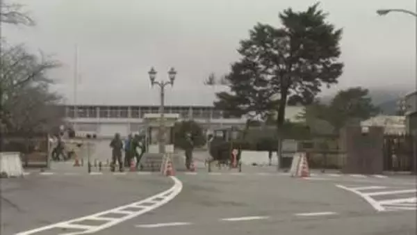 酔って路上を全裸で徘徊　陸上自衛隊富士駐屯地の自衛官が懲戒処分　勤務後に飲食店でビール、焼酎、日本酒などを飲んで記憶なくなり…