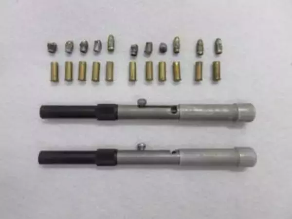 リーダー格の指示に違反したら“制裁”と称し暴行・恐喝　『ペン型拳銃』所持で5人を逮捕