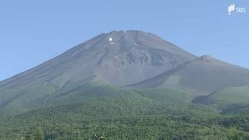 富士山で中国籍の男性が下山中に転倒し足を骨折 救助要請＝県警