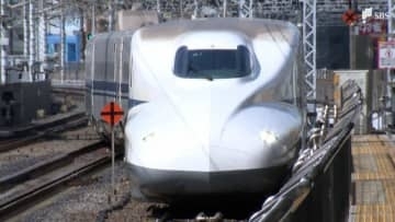 JR東海道線 雪のため名古屋駅～京都駅間で速度を落として運転 上下に遅れ（1月22日午前8時半）