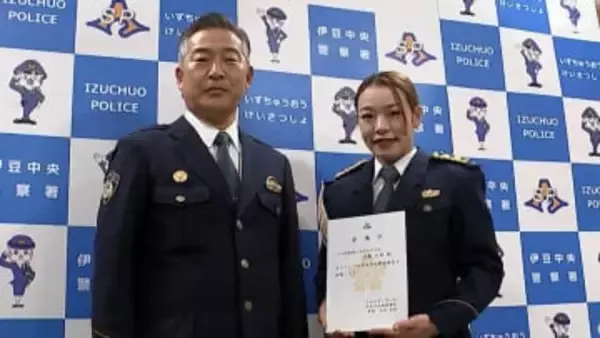 110番の適切な利用と自転車のヘルメット着用呼び掛け 自転車競技の佐藤水菜選手が一日警察署長＝静岡・伊豆の国市