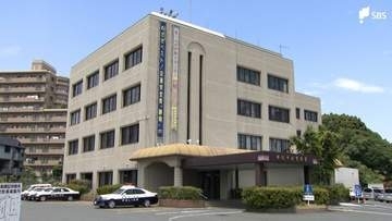 交差点で起きた軽傷ひき逃げ事件　43歳の男が出頭で逮捕＝浜松市