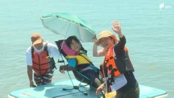「貴重な経験」障害があっても海やマリンレジャーを楽しむイベント「三保ユニバーサルビーチ」開催＝静岡市