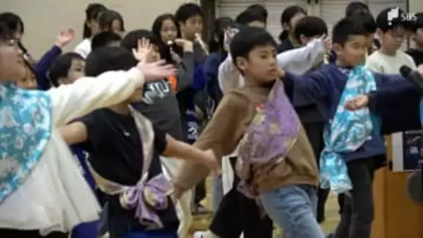 「凧」や「音楽」でインドの小学校とオンライン交流＝浜松市立城北小学校